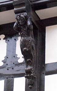Chester - Sculpture sur bois (vue 1)