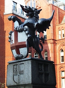 Griffon (représenté comme un dragon) délimitant la City