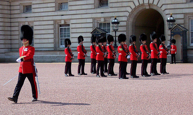 Buckingham palace - Changing of the Guard