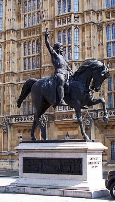 London - Statue of king Richard the first, the lion heart