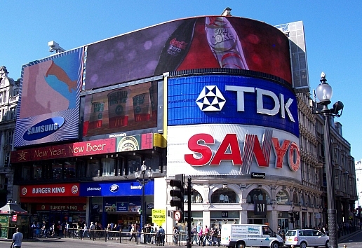 Piccadilly Circus - Neons
