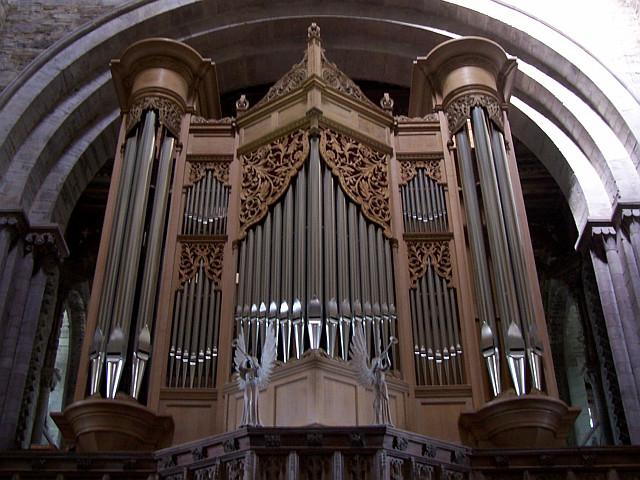 St David Cathedral - Organ