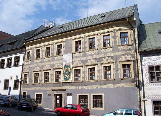Banská Štiavnica - Musée de la mine, avec symbole des mineurs