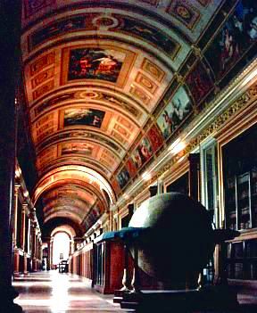 Fontainebleau castle - Library