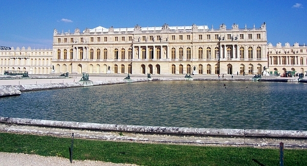 Château de Versailles - Château, vu côté jardin