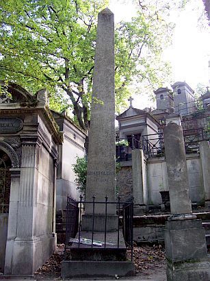 Père Lachaise cemetery - Champollion tomb
