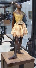 Orsay museum - Ballerina, the dancer in french (bronze statue) / Degas