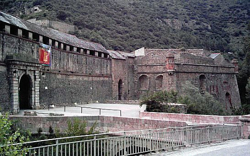 Fortifications de Villefranche-de-Conflens