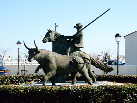 Statue de gardian et taureau
