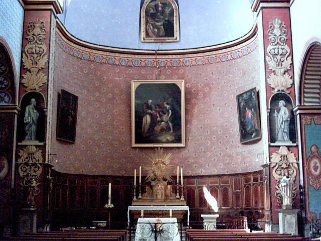 Intérieur de l'église de Gordes