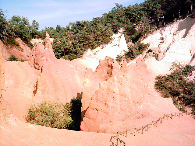 Colorado de Rustrel - Passage vers les cheminées des fées