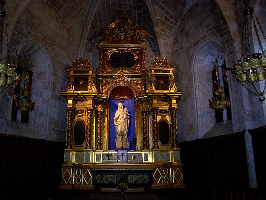 Moustiers Sainte-Marie - Retable de la chapelle Notre-Dame de Beauvoir