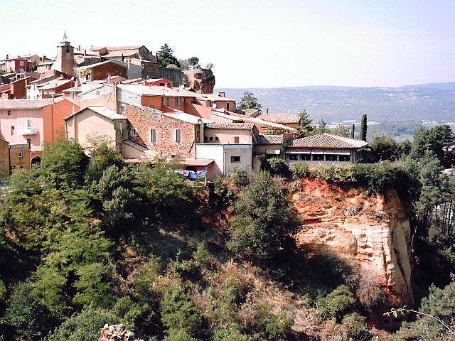 Vue sur le village de Roussillon