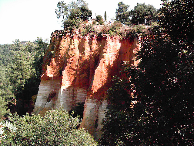Roussillon - Vers le sentier des ocres