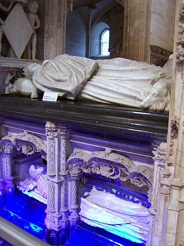Monastery of Brou - Recumbent and lying statues of Margaret of Austria