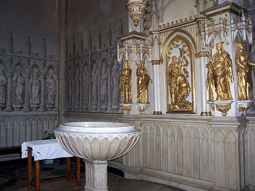 Baptistère de la cathédrale de Chambéry