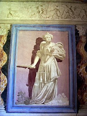 Fléchères castle - Frescoes of the cardinal virtues, justice