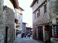 perouges-00030-vignette.jpg