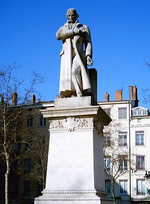 Croix-Rousse - Statue of Jacquard