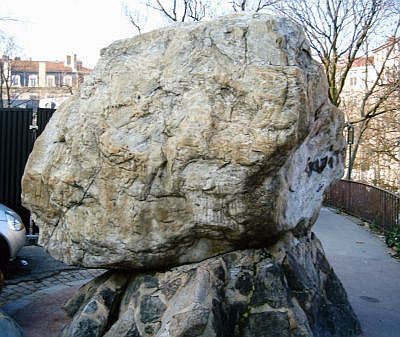 Croix-Rousse - The big stone