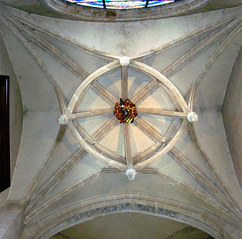 Eglise Saint-Paul de Lyon - L'une des clefs de voûtes de l'église